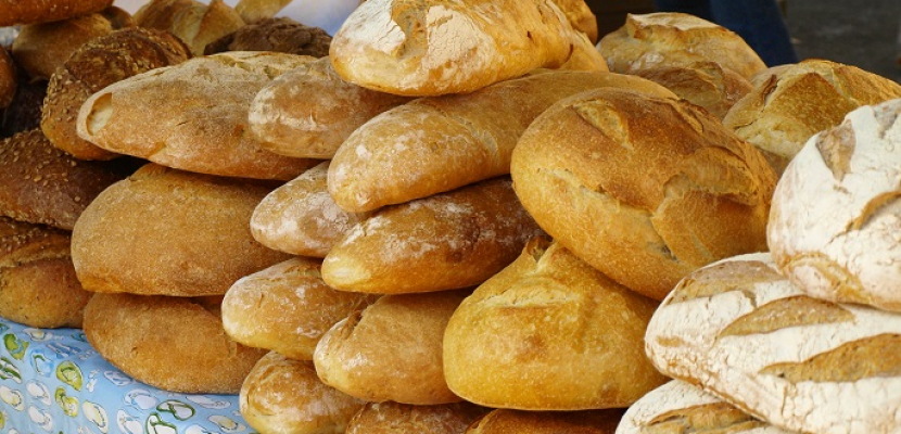 خبراء بريطانيون يدعون لتعزيز الطحين والخبز بحمض الفوليك