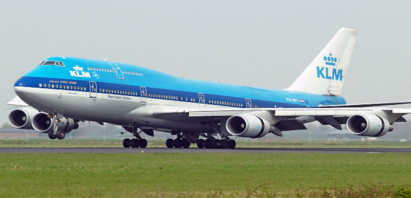 السلطات الهولندية : طائرة متجهة لفرنسا تضطر للهبوط بأمستردام بعد تلقى تهديد