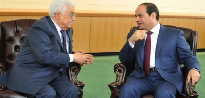 السيسي يلتقي الرئيس الفلسطيني في باريس