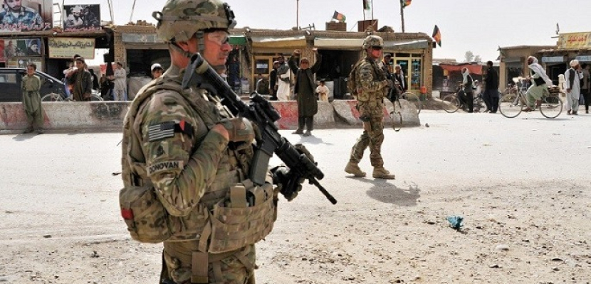 واشنطن بوست: القوات الأمريكية قد تظل في أفغانستان لعقود قادمة