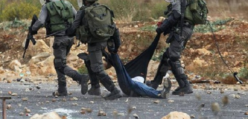 جيش الاحتلال يعتقل 5 فلسطينيين في الضفة الغربية