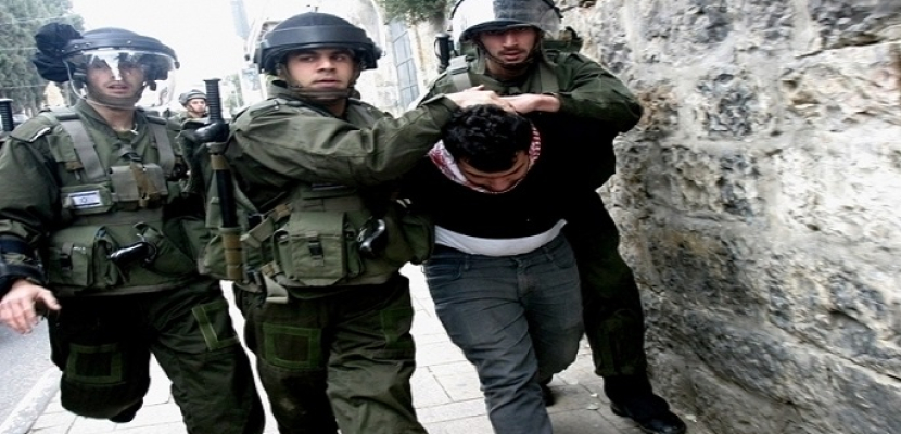 الاحتلال الإسرائيلي يعتقل 16 مواطنا فلسطينيا بينهم فتى من الضفة