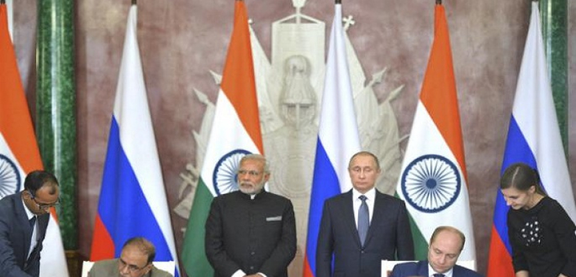 روسيا والهند تعززان علاقاتهما باتفاقات في مجالي الطاقة والدفاع