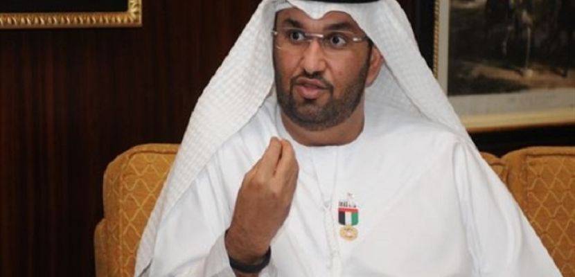 وزير إماراتي لـ”عكاظ”: لا صحة لتوقف الدعم الخليجي عن مصر