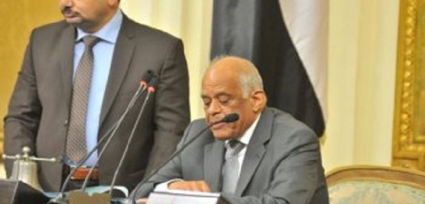 رئيس البرلمان ينهى أزمة النائبين محمد أبو حامد وخالد يوسف
