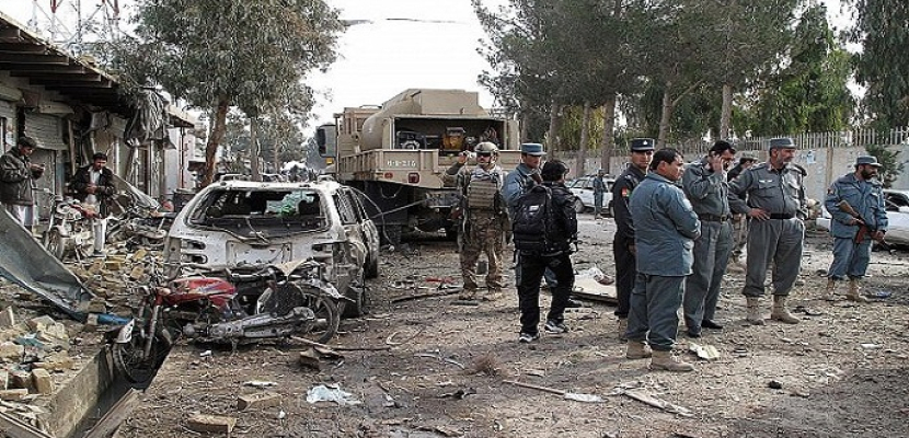 مقتل 12 شخصًا في تفجير انتحاري بأفغانستان