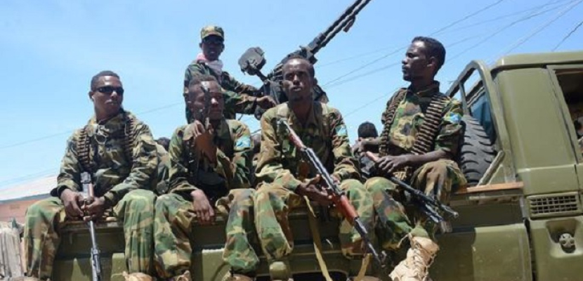 مقتل 10 مسلحين من حركة الشباب في عملية للجيش الصومالي جنوبي البلاد
