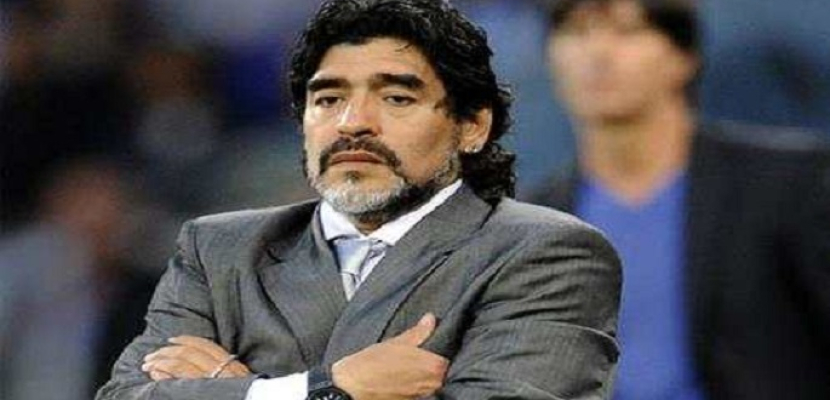 مارادونا: مستعد لتدريب الأرجنتين دون مقابل