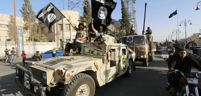 الجيش السوري: تنظيم داعش يقتل 175 عاملا بعد اختطافهم قرب دمشق