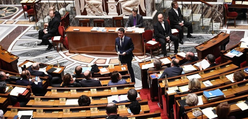 البرلمان الفرنسى يصوت اليوم على تمديد حالة الطوارىء