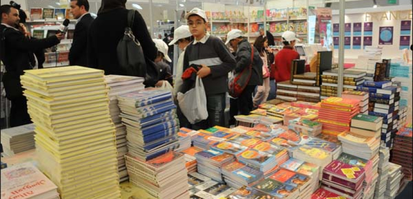 معرض الدار البيضاء الدولي للكتاب يستقبل ضيوفه في دورته الثانية والعشرين