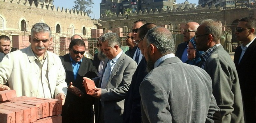 وزير الآثار يتفقد أعمال الترميم بمسجد الظاهر بيبرس وقصر السكاكيني