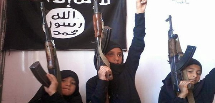 أطفال داعش يكبرون على .. «عقيدة الكراهية»