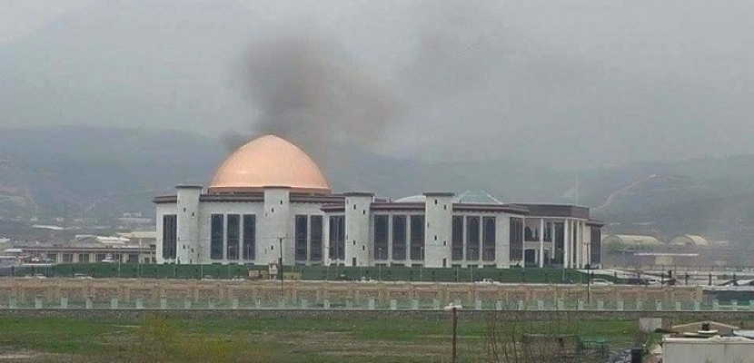 طالبان تطلق عددا من الصواريخ على مقر البرلمان الأفغاني