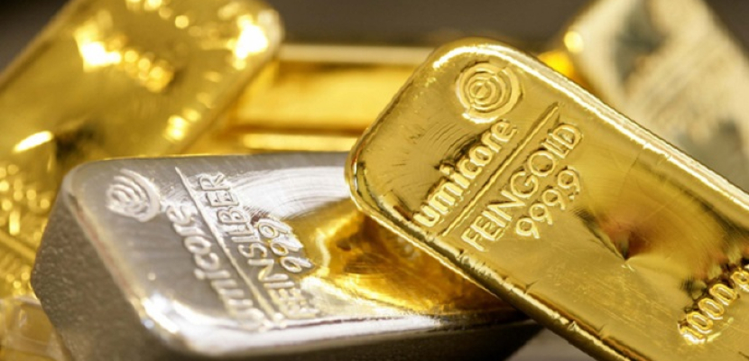 تراجع أسعار الذهب مع إقبال المستثمرين على المخاطرة