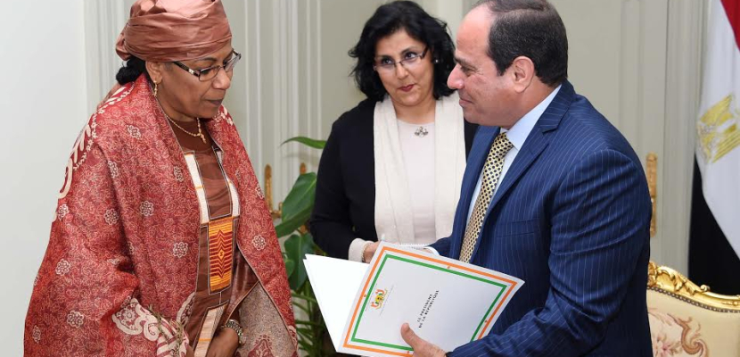 فى رسالة سلمتها وزيرة الخارجية .. رئيس النيجر يدعو السيسى لحضور حفل تنصيبه