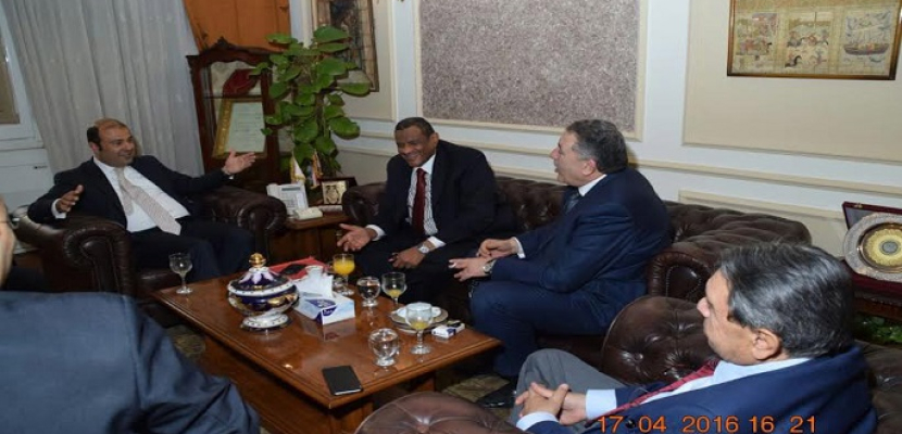 وزير التموين يبحث إقامة صناعات مشتركة مصرية سودانية في مصنعات اللحوم بأسعار مخفضة