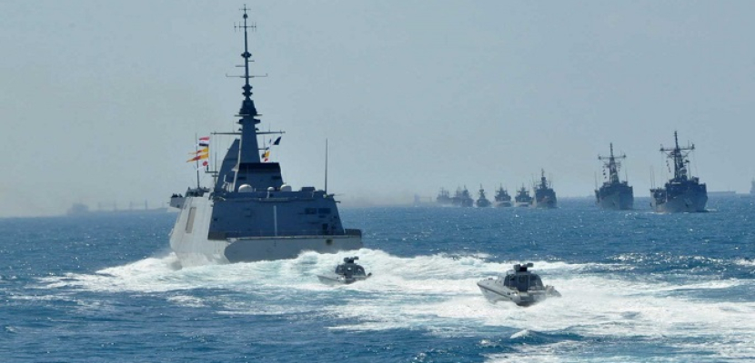 القوات البحرية المصرية تشارك في تدريب “خليفة-2” بالأمارات