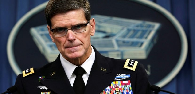 قائد القيادة المركزية الأمريكية في زيارة سرية لسوريا