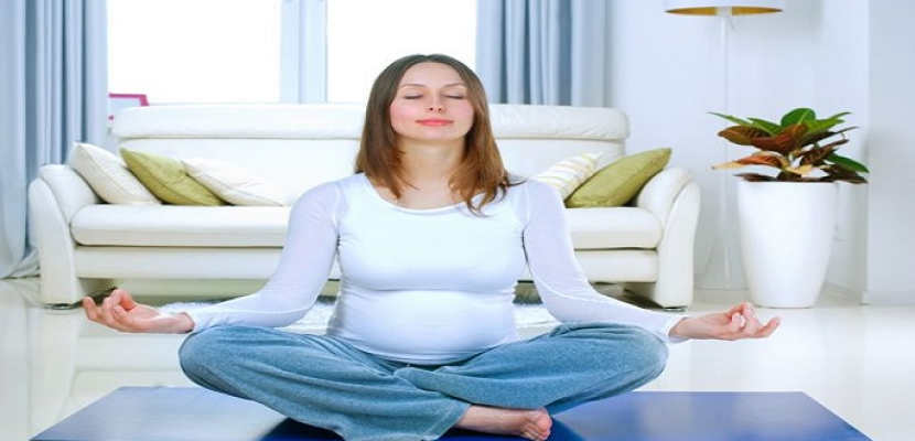 اليوجا تُخفّف من التوتر والإجهاد أثناء الحمل