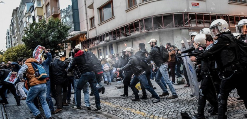 اشتباكات باسطنبول وتفجير سيارة بغازى عنتاب وهجوم كردى فى ماردين