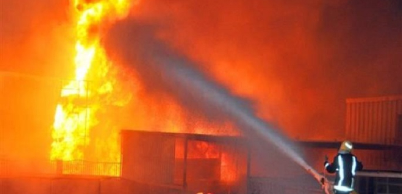 السيطرة على حريق مصنع كرتون وورق بقليوب