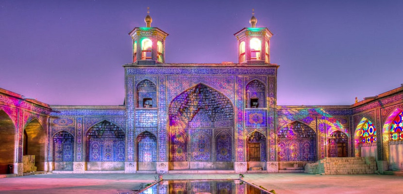 المسجد الوردي في إيران .. فخامة المعمار وروعة الابداع
