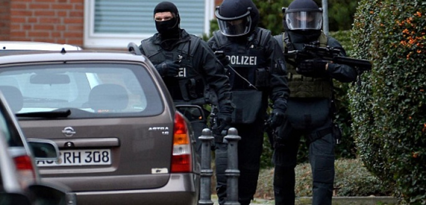 تشديد الإجراءات الأمنية فى مدينة كولونيا الألمانية خلال مؤتمر لحزب يمينى