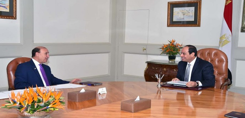 الرئيس السيسي يستعرض مع الفريق مميش الموقف التنفيذي لمشروع ميناء شرق بورسعيد