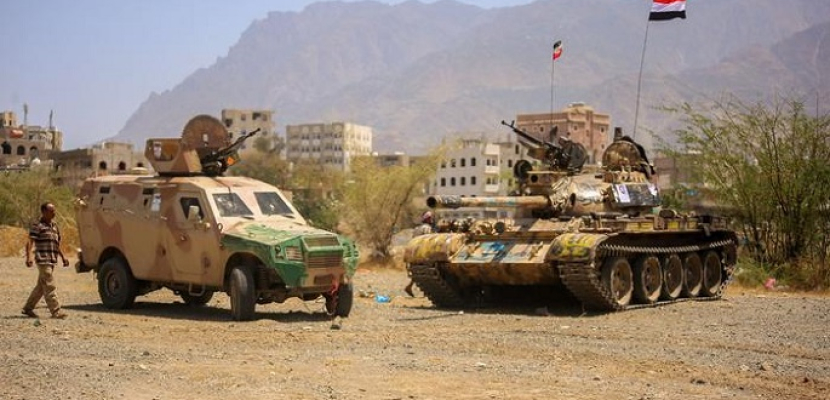 الجيش اليمنى يقتحم معسكر خالد غرب تعز وتواصل المعارك مع الحوثيين