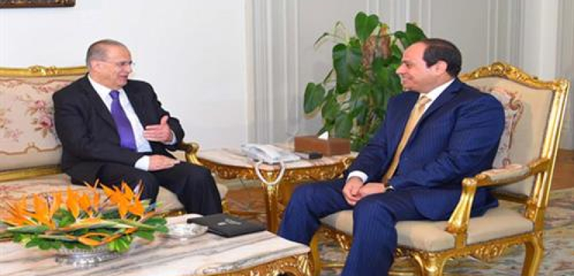 الرئيس السيسي يشيد بآلية التعاون الثلاثي بين مصر وقبرص واليونان