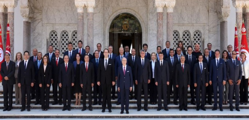 حكومة يوسف الشاهد تتولى مهامها في تونس