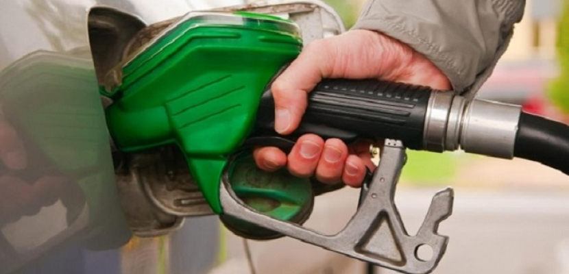 وزارة المالية : لا تأثير لـ ” القيمة المضافة ” على أسعار الوقود