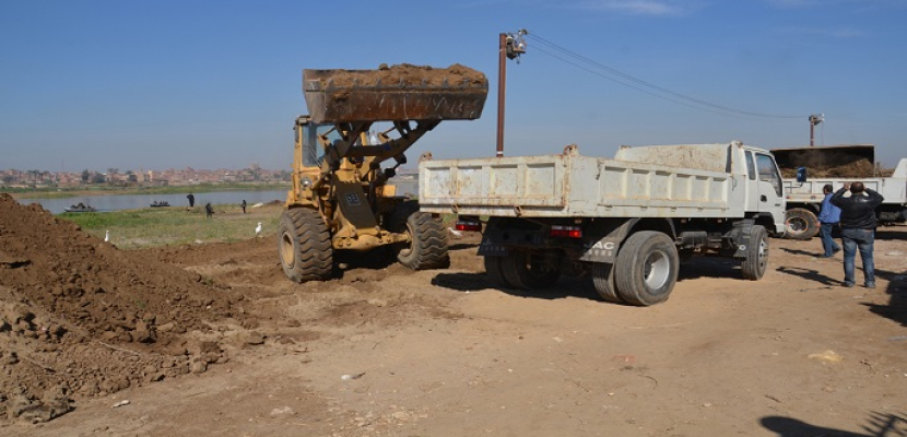 الري: استرداد 20 ألف متر مسطح من أراضي الدولة على حرم النيل