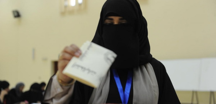 تواصل عمليات التصويت فى انتخابات مجلس الأمة الكويتى