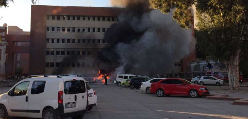 25 مصابا فى انفجار حافلة تقل جنودا أمام جامعة بمدينة قيصرية التركية