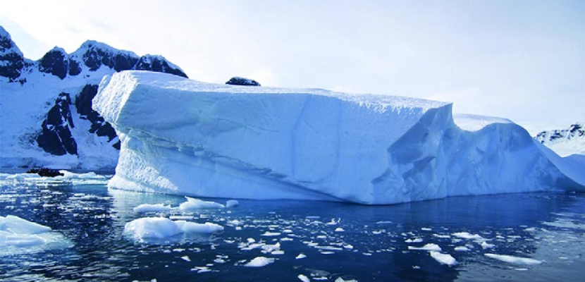ذوبان جليدي بالقطبين الشمالي والجنوبي بحجم الهند يثير قلق العلماء