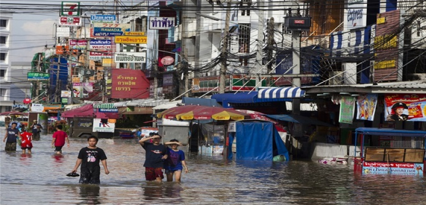 مقتل 14 في فيضانات بتايلاند