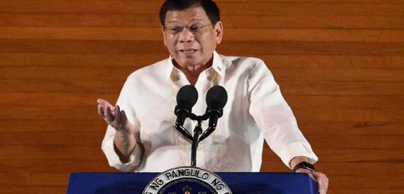 الرئيس الفلبيني يطالب الولايات المتحدة بإلغاء إتفاق عسكري بين البلدين