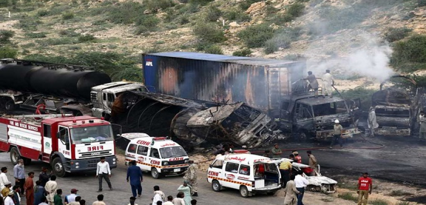 مصرع وإصابة 18 شخصًا جراء اصطدام 3 حافلات ركاب بإقليم بلوشستان الباكستاني