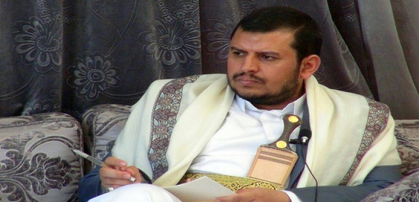عكاظ : زعيم الحوثيين يصف قيادات الحرس الجمهوري بالمرتزقة