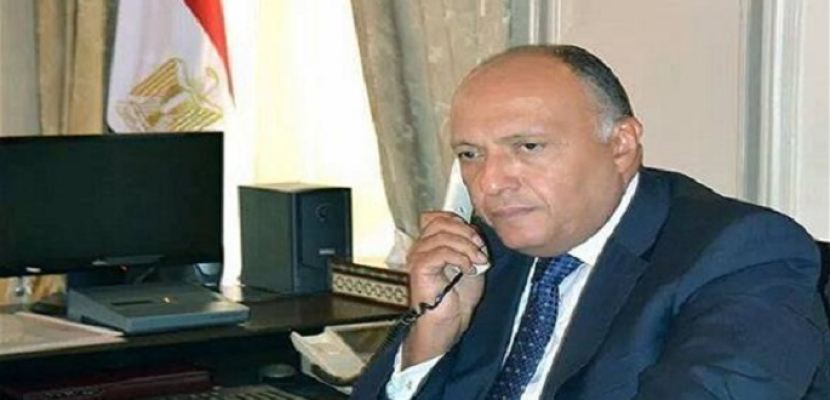 وزير الخارجية يبحث هاتفيا مع نظيره الفرنسى الوضع في ليبيا