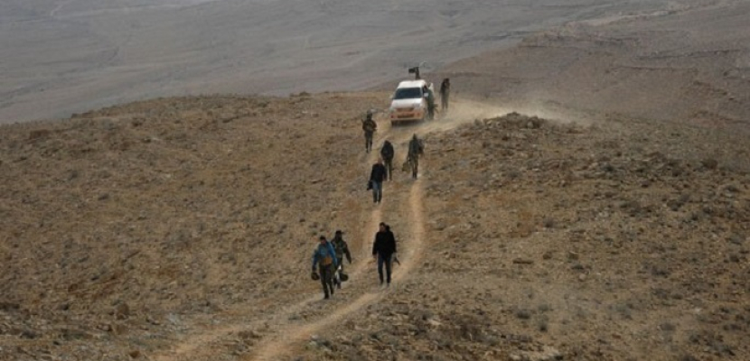 الجيش السورى يفرض سيطرته على تلال استراتيجية بمحيط دير الزور