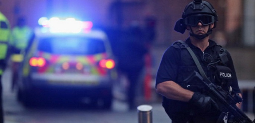 الشرطة تطلق النار على مشتبه به طعن شخصا عند جسر لندن