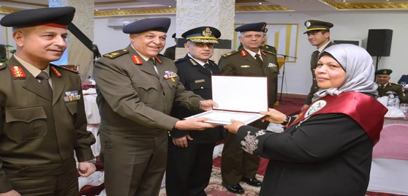 بالصور .. القوات المسلحة تنظم احتفالية لتكريم الأسرة المصرية
