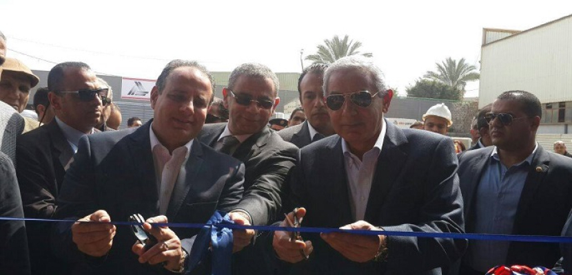 وزير التجارة و الصناعة يفتتح 4 مصانع بمنطقة برج العرب و طريق الأسكندرية