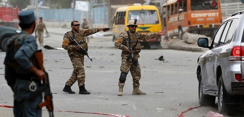ارتفاع حصيلة قتلى الهجوم على قاعدة عسكرية أفغانية لـ 70 جندياً