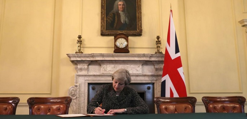 بريطانيا تطلق اليوم رسمياً مفاوضات الخروج من الاتحاد الأوروبى