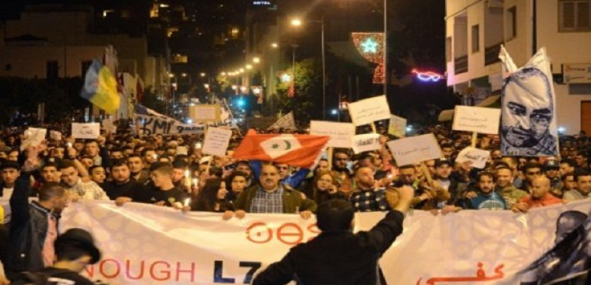 متظاهرون يهاجمون مقرا لسكن الشرطة في المغرب