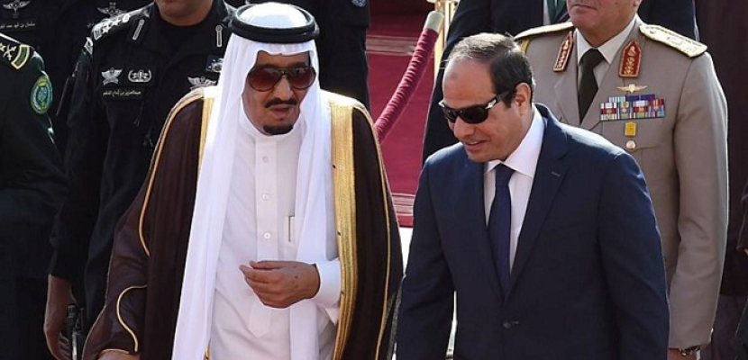 صحيفة سعودية: جولة الرئيس السيسي الخليجية تهدف لتوحيد العرب